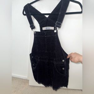 Brandy Melville corduroy short black overalls. So cute gently worn no flaws